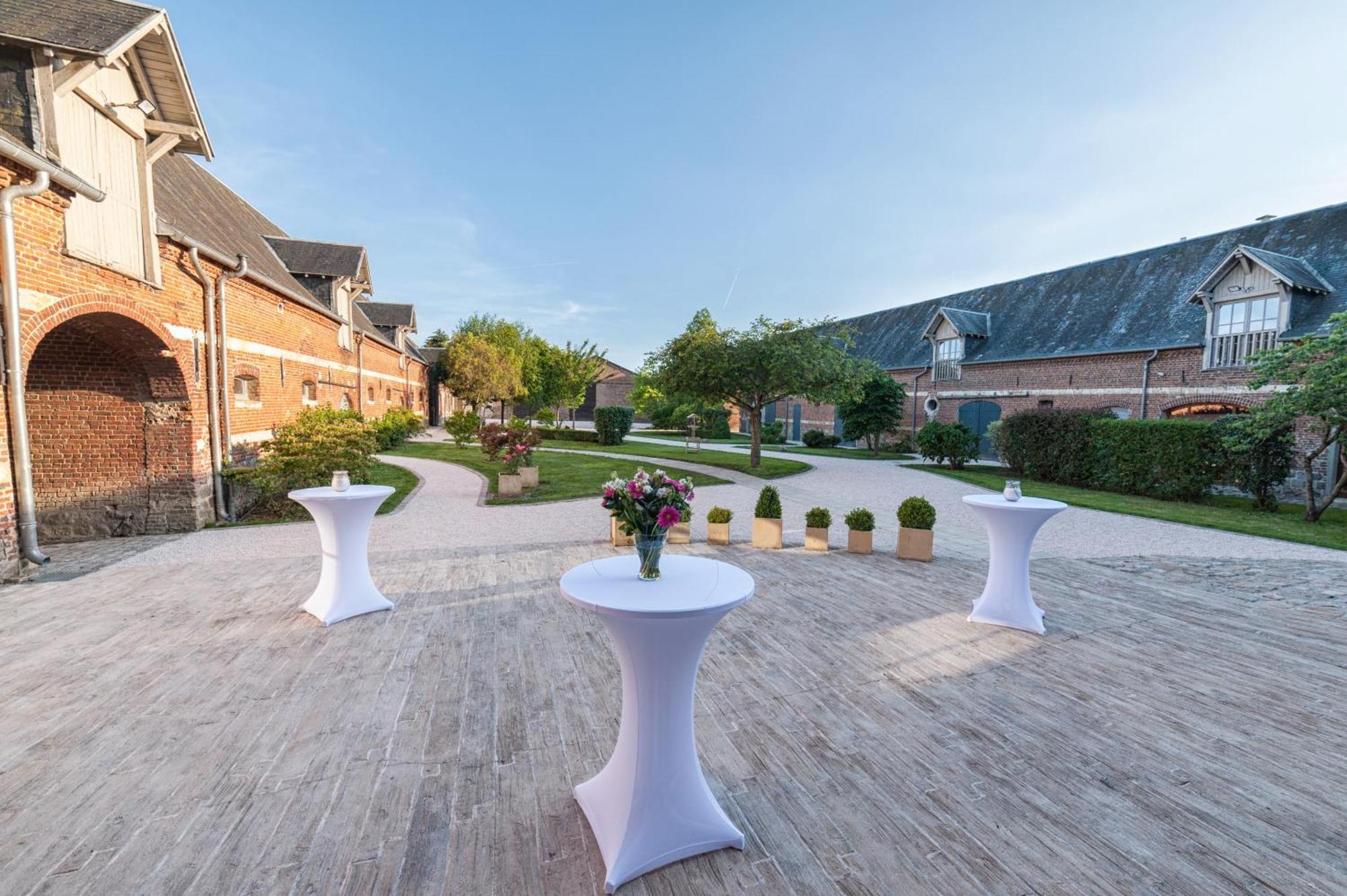 Domaine Des Lumieres Hotel Aisonville-et-Bernoville Ngoại thất bức ảnh
